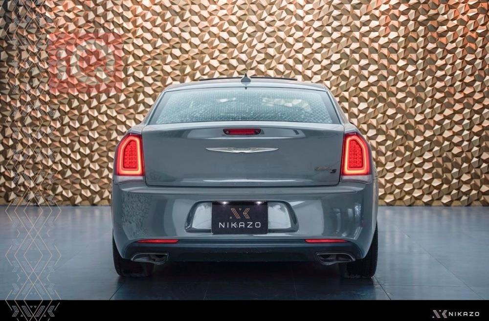 كرايسلر 300